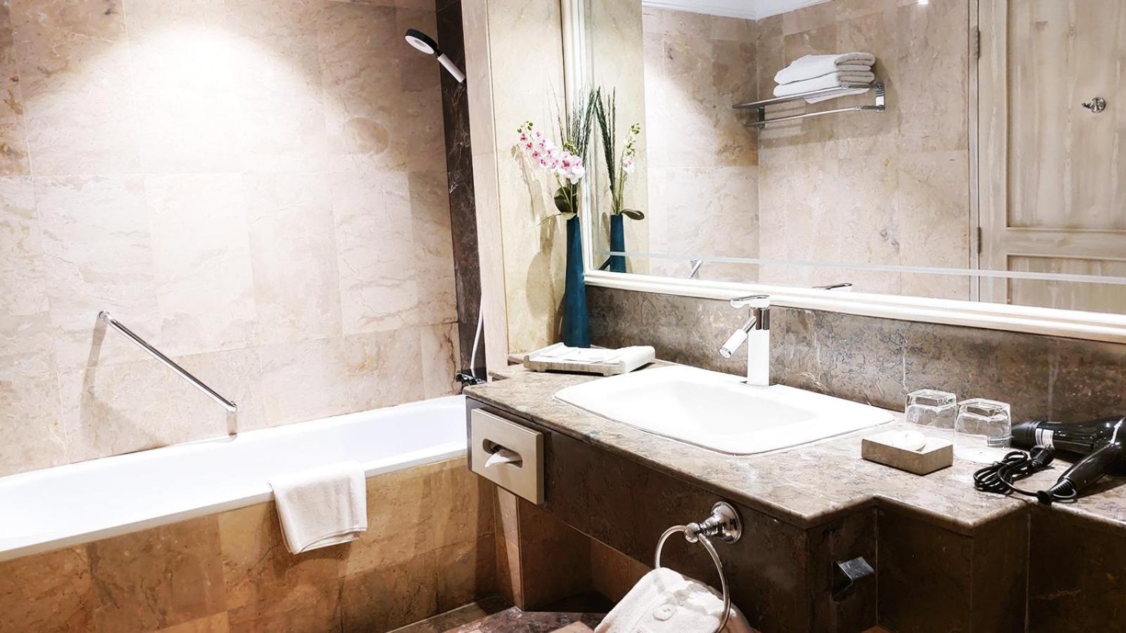 Jatinangor National Golf & Resort Экстерьер фото