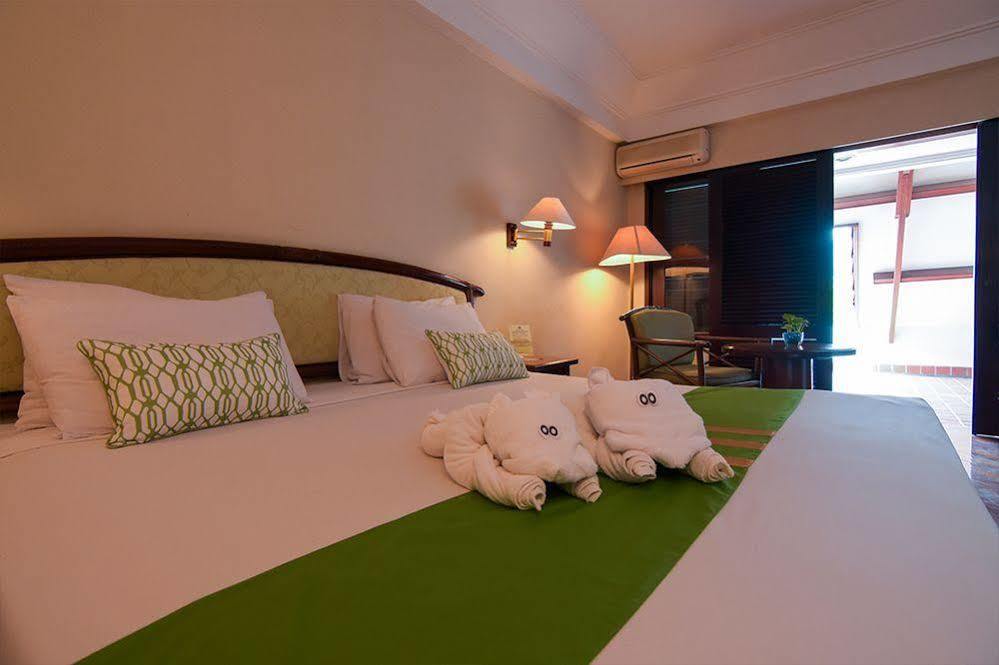 Jatinangor National Golf & Resort Экстерьер фото